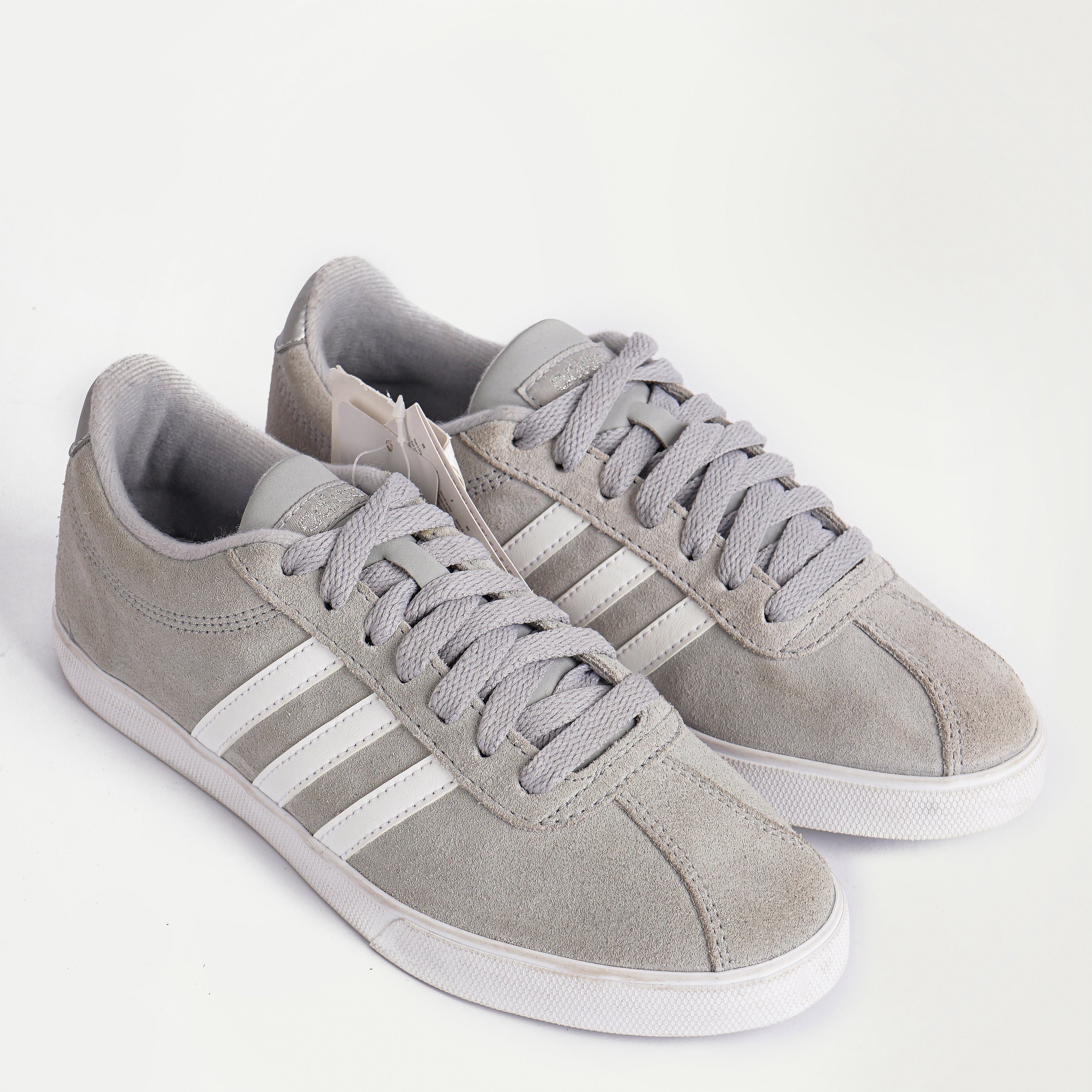 Light grey adidas best sale