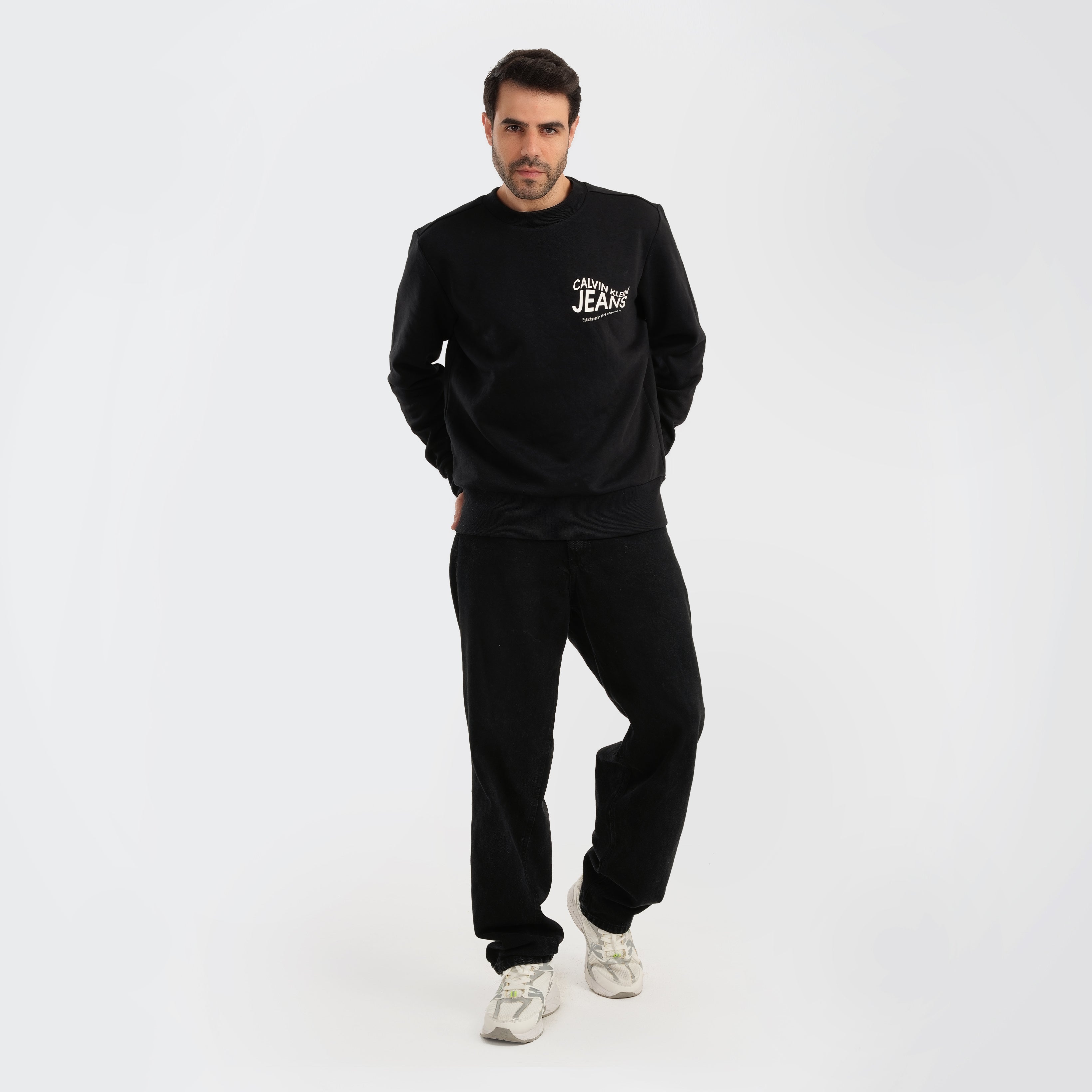 Calvin Klein Jeans Sweatshirt with rubber Logo - Marca Deals - Calvin Klein