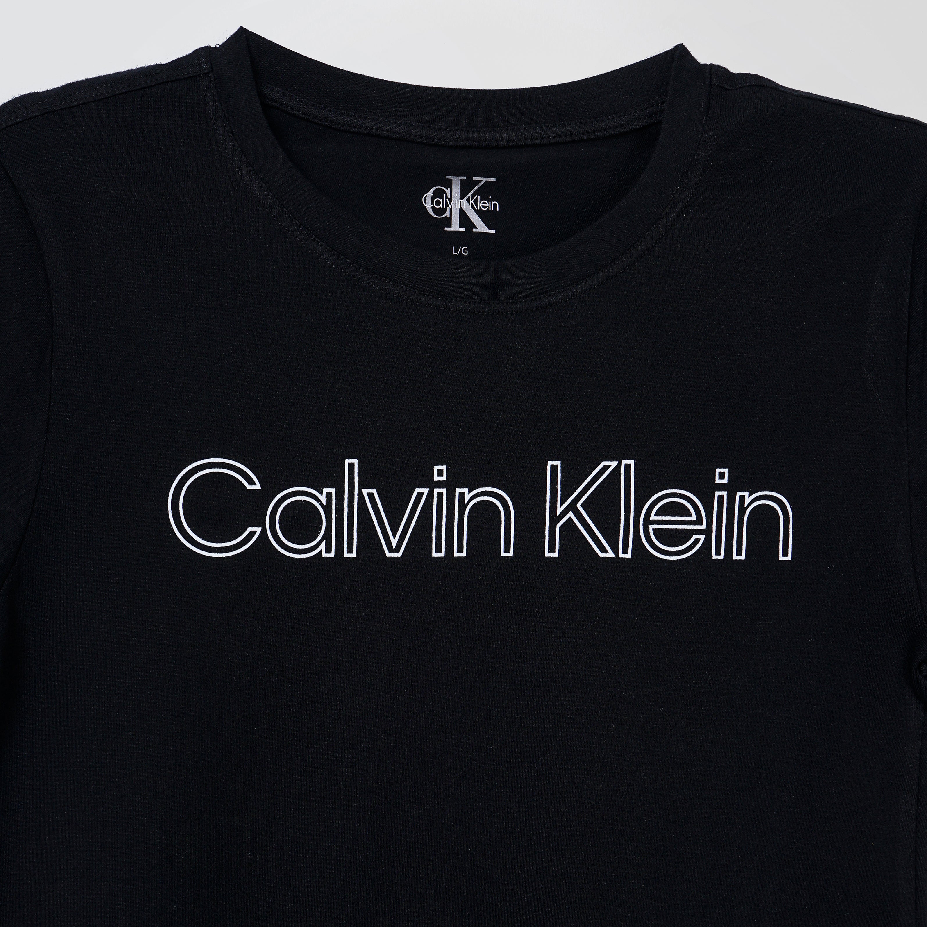 Calvin Klein Round Neck Black T-Shirt - Marca Deals - Calvin Klein