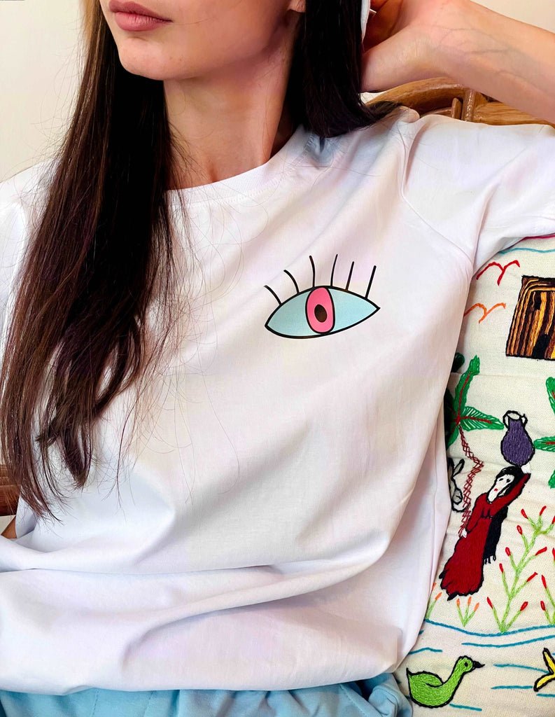 Eyes on you Oversized T - shirt - Marca Deals - Design Kaf