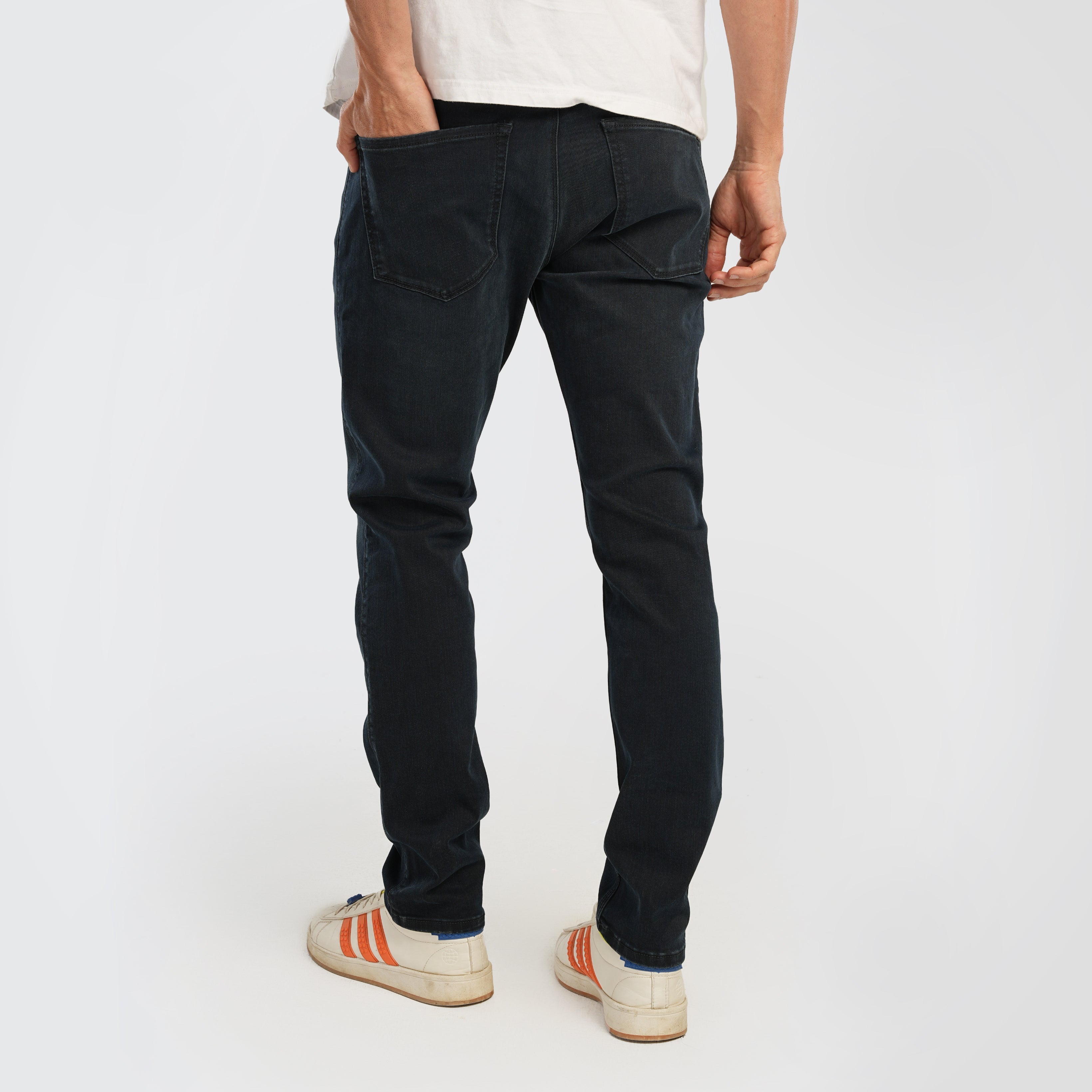 Hugo Boss Slim Fit Jeans - Marca Deals - Hugo Boss