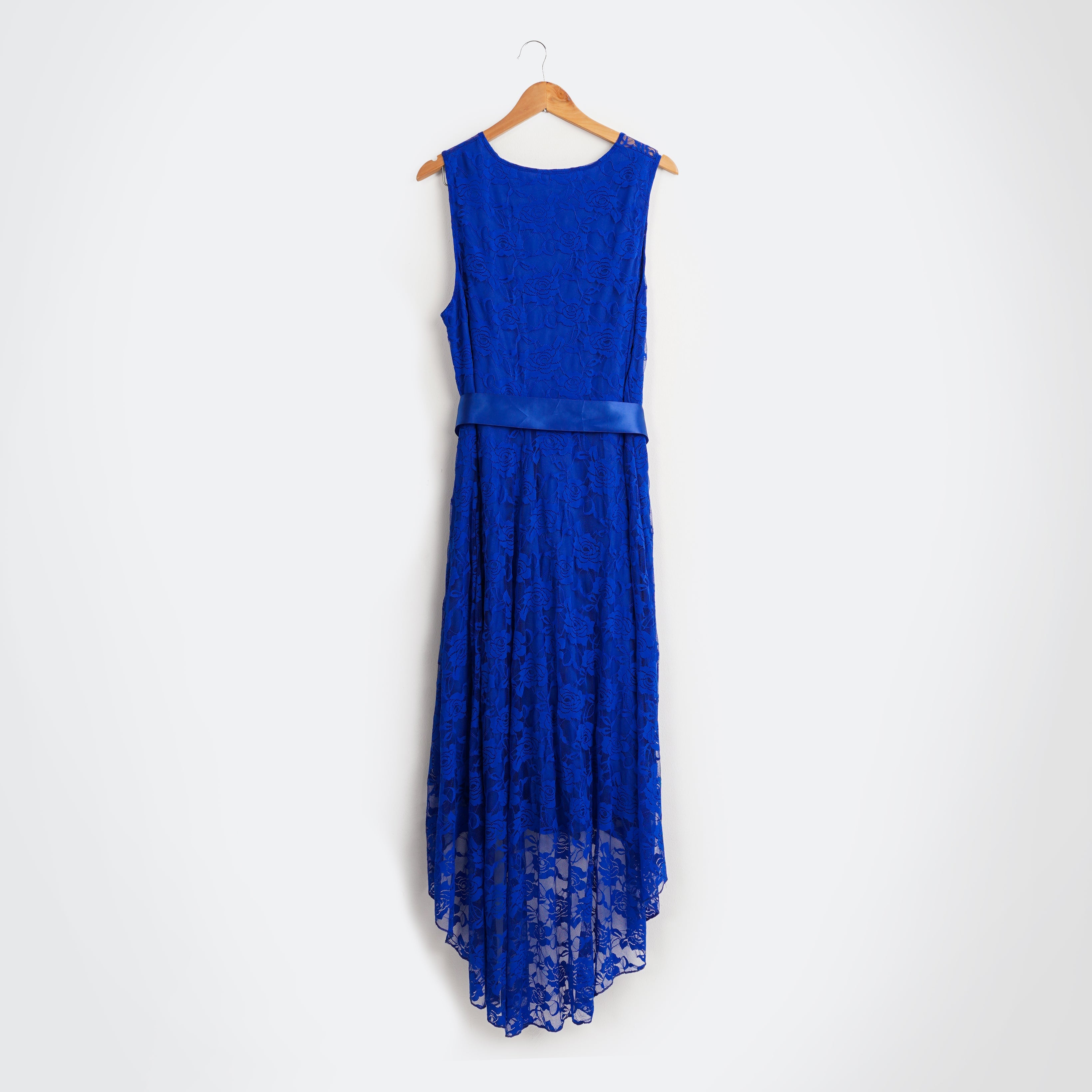 Long patterned Dress with Waist Belt - Marca Deals - Shein