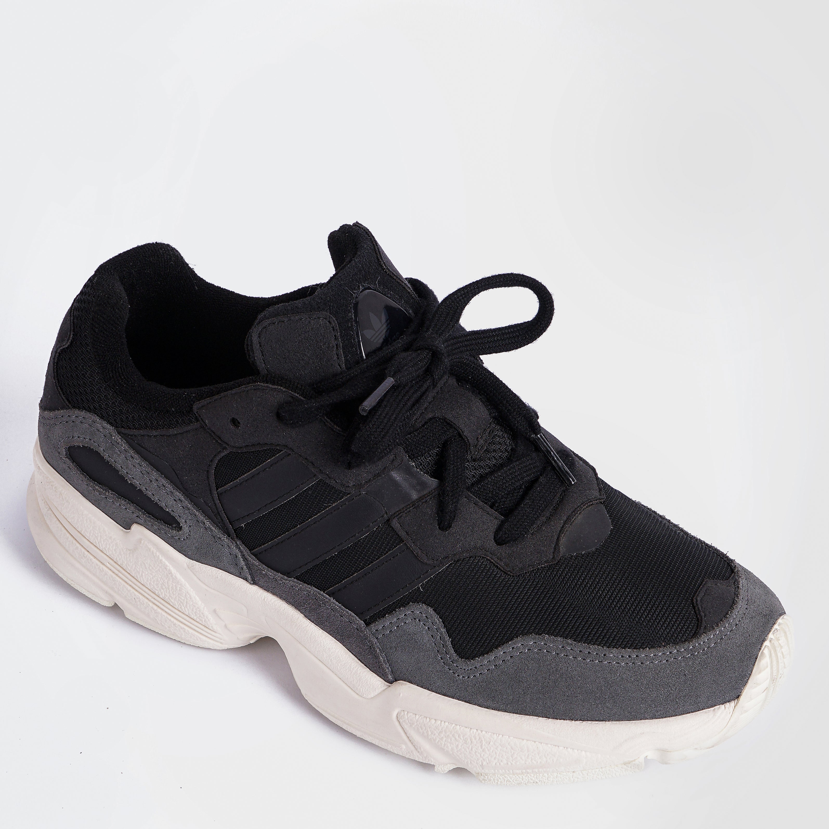Original Adidas Yung 96 Retro Core Black Sneakers - Marca Deals - Adidas