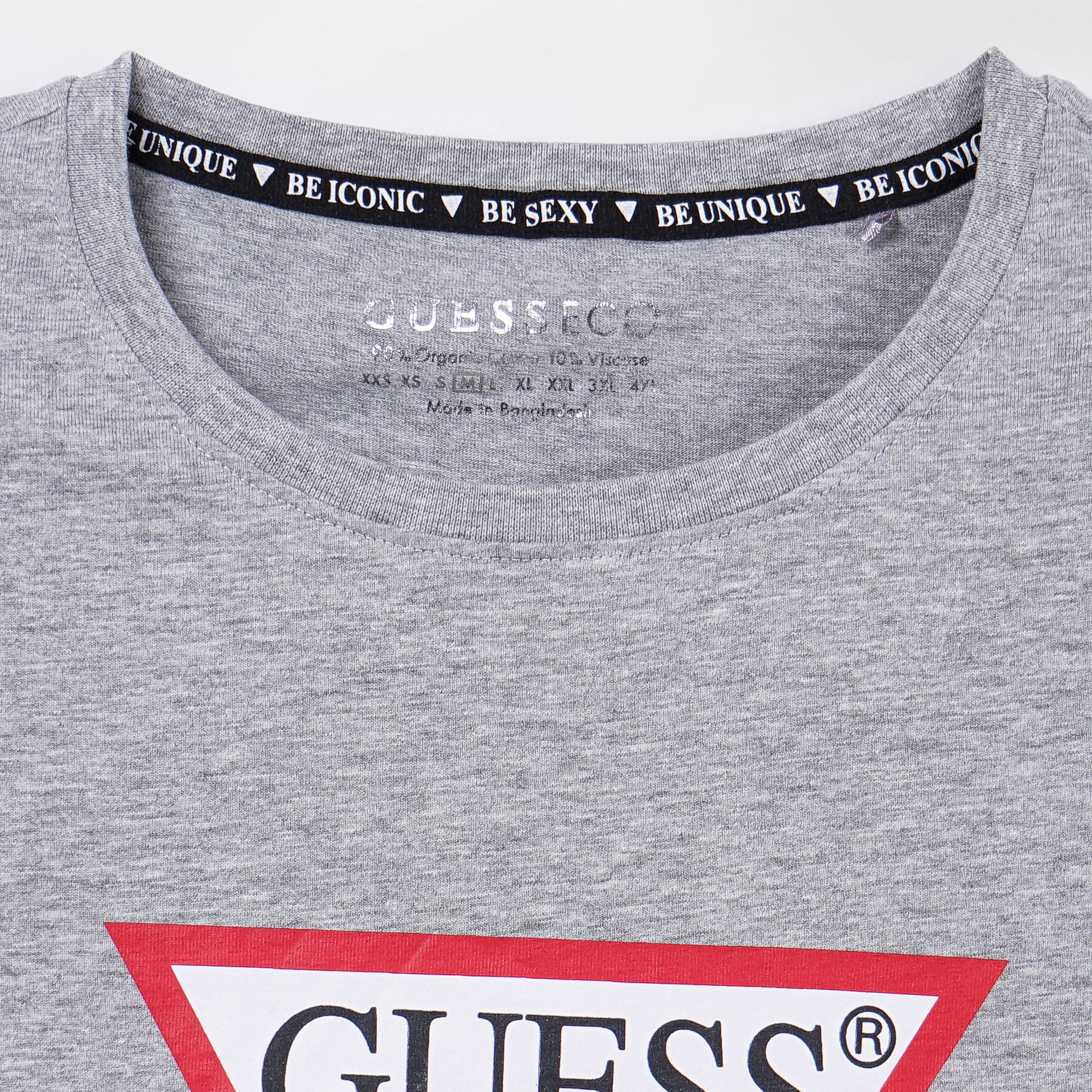 Original GUESS TRIANGLE LOGO T-SHIRT - Marca Deals - Guess