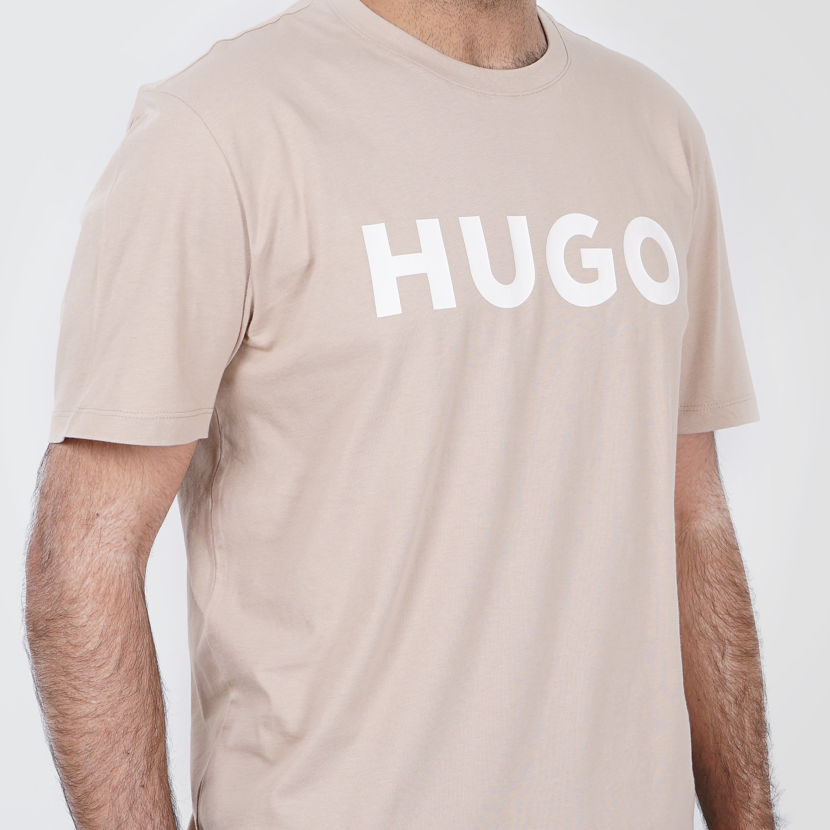 Original HUGO BOSS T-Shirt with White Logo - Marca Deals - Hugo Boss