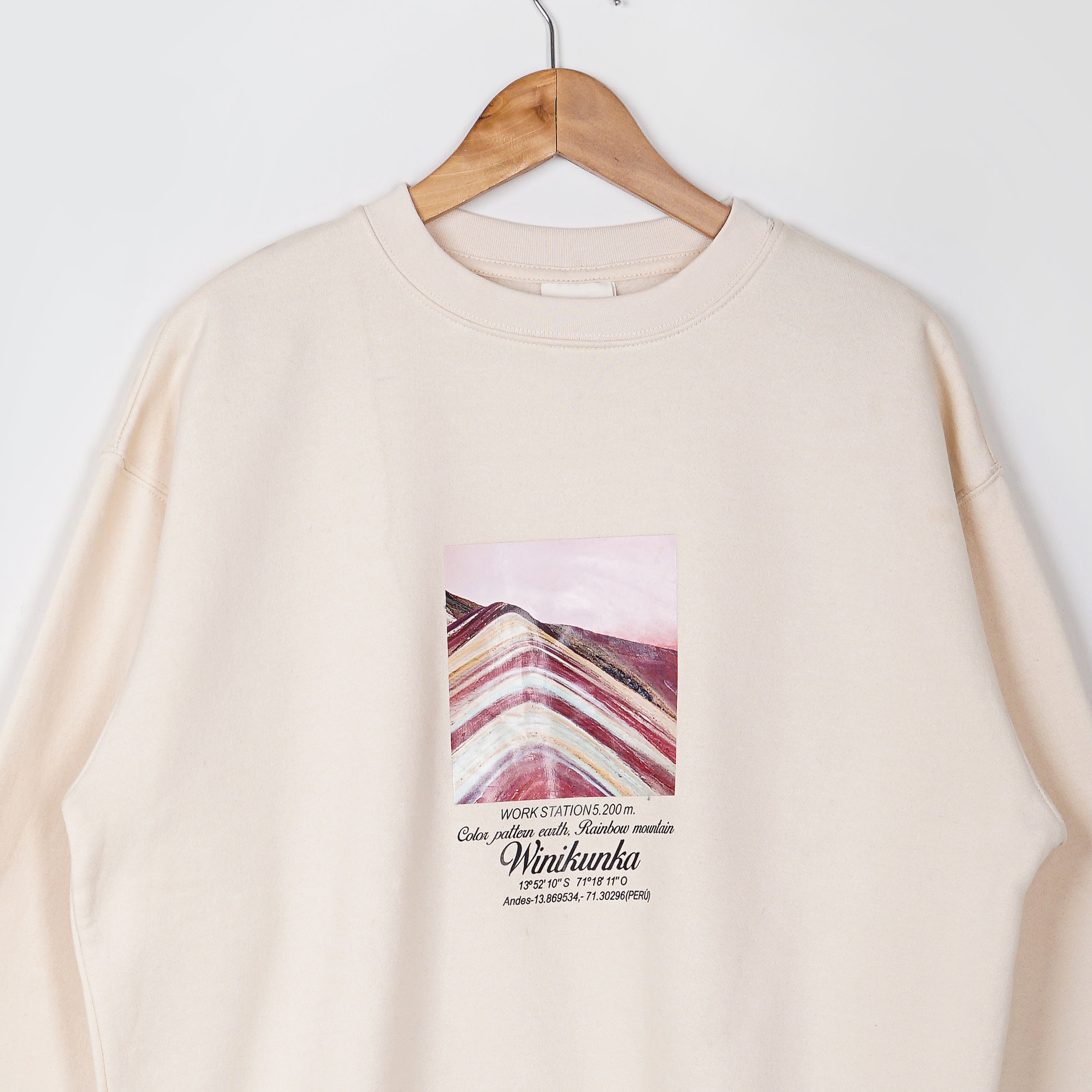 Pull&Bear MOUNTAIN PRINT SWEATSHIRT - Marca Deals - Pull and Bear