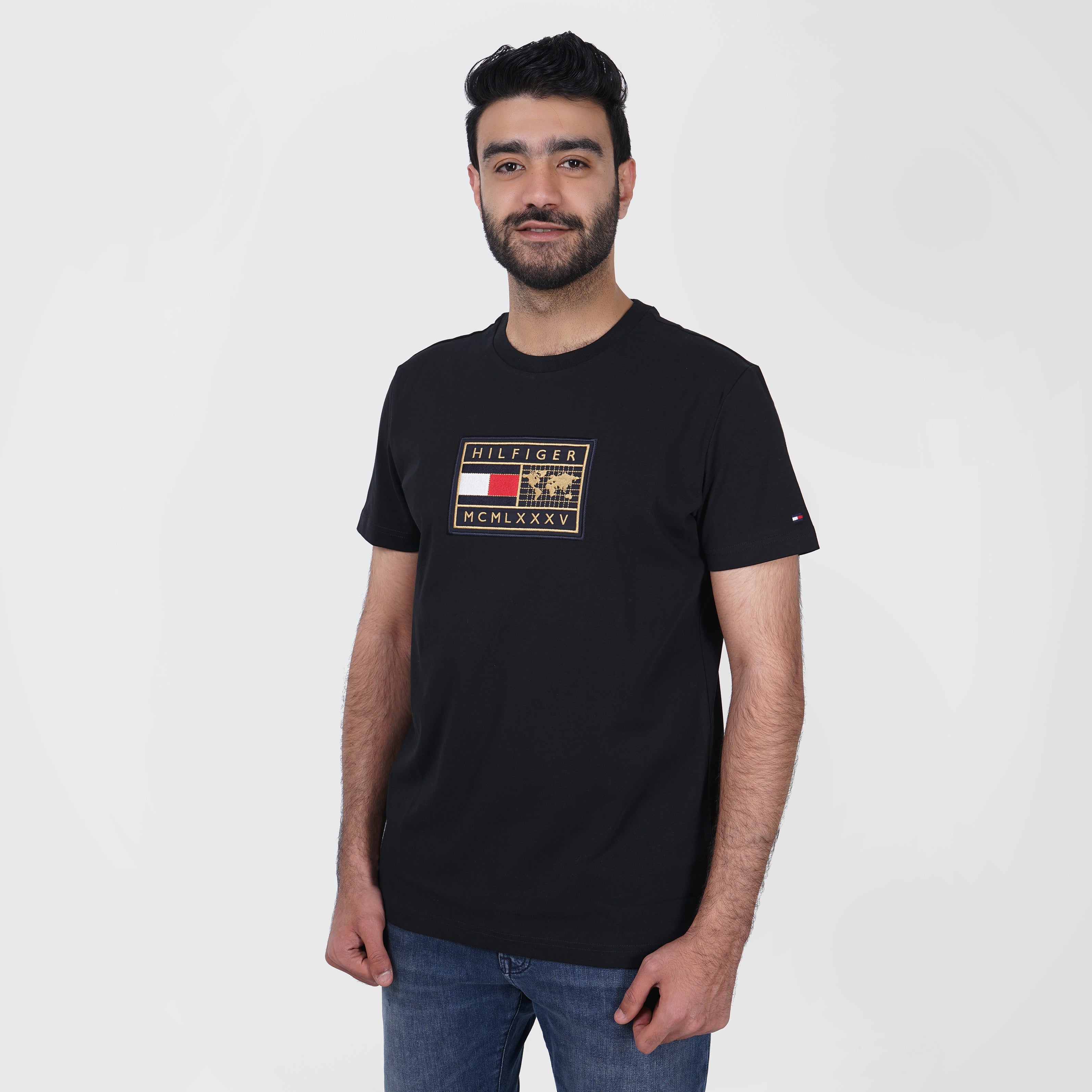 TOMMY HILFIGER ICON BADGE T-SHIRT IN Black - Marca Deals - Tommy Hilfiger